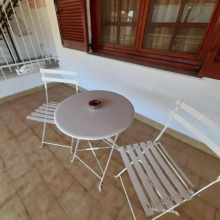 Adorable 2 Floors Two Bedroom Vacation Maisonette Nea Poteidaia Exterior photo